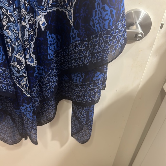 Black Label by Chico’s blue and white handkerchief dress sz 2 (US L) - Picture 6 of 6